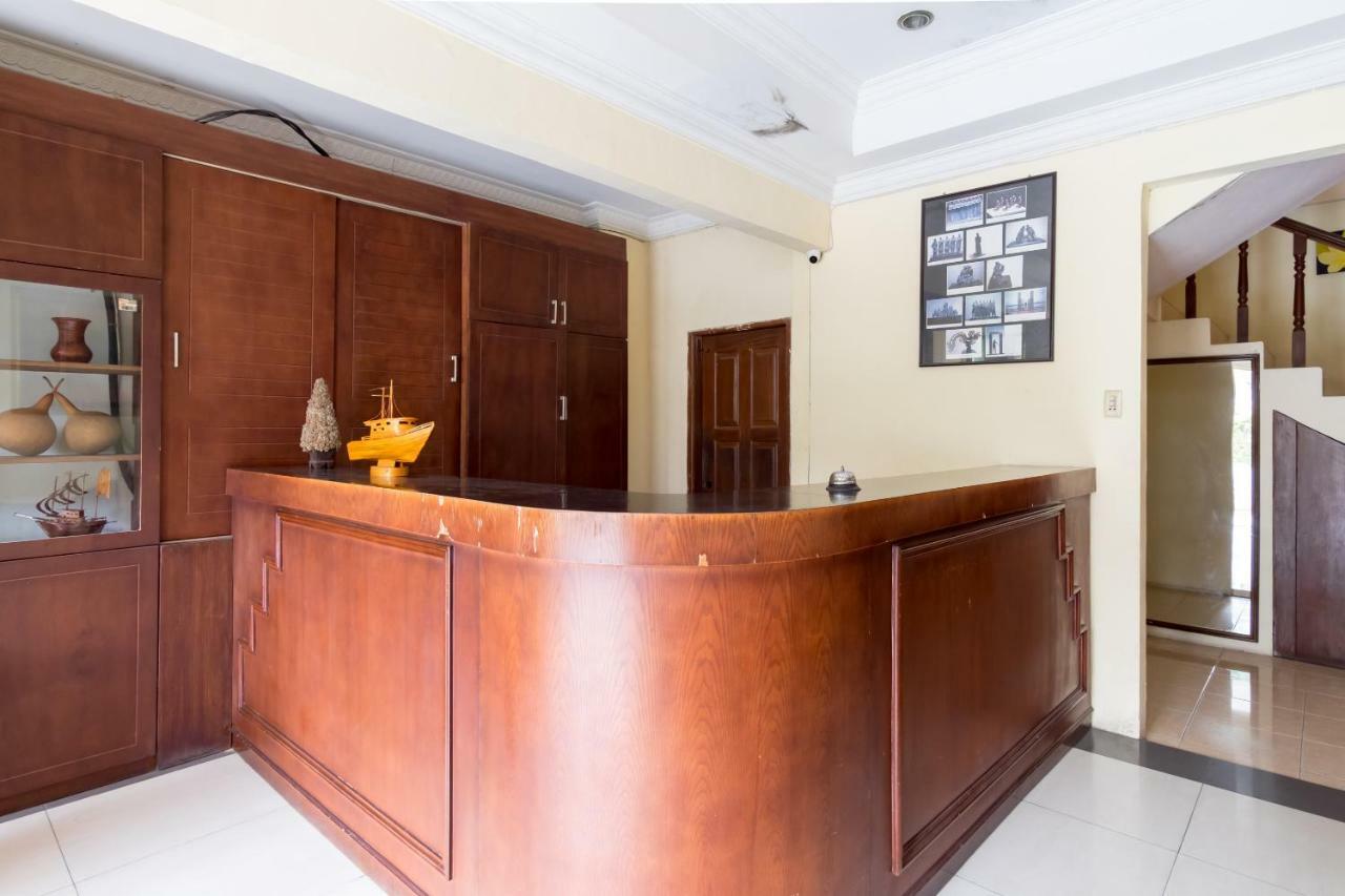 Oyo 1030 Hotel Bumi Asih Medan Ngoại thất bức ảnh