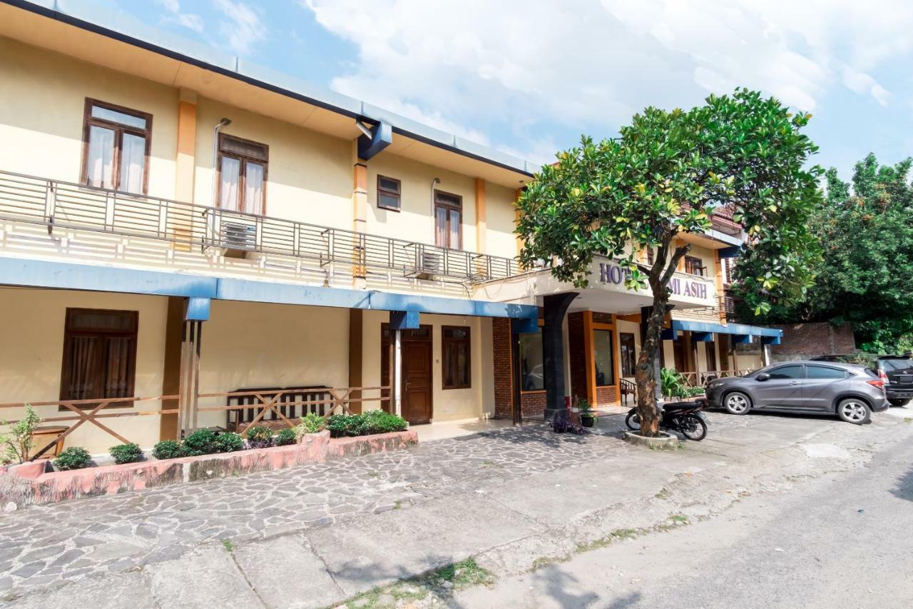 Oyo 1030 Hotel Bumi Asih Medan Ngoại thất bức ảnh