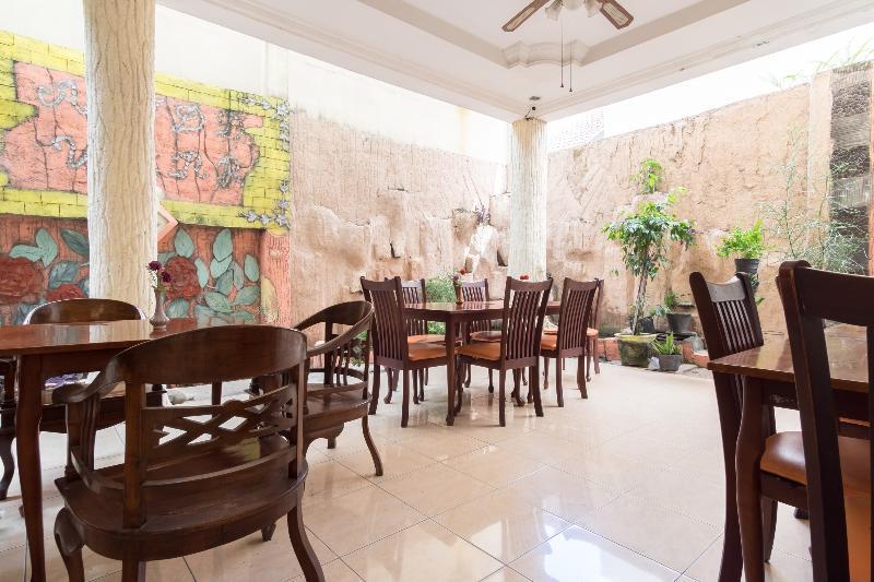 Oyo 1030 Hotel Bumi Asih Medan Ngoại thất bức ảnh